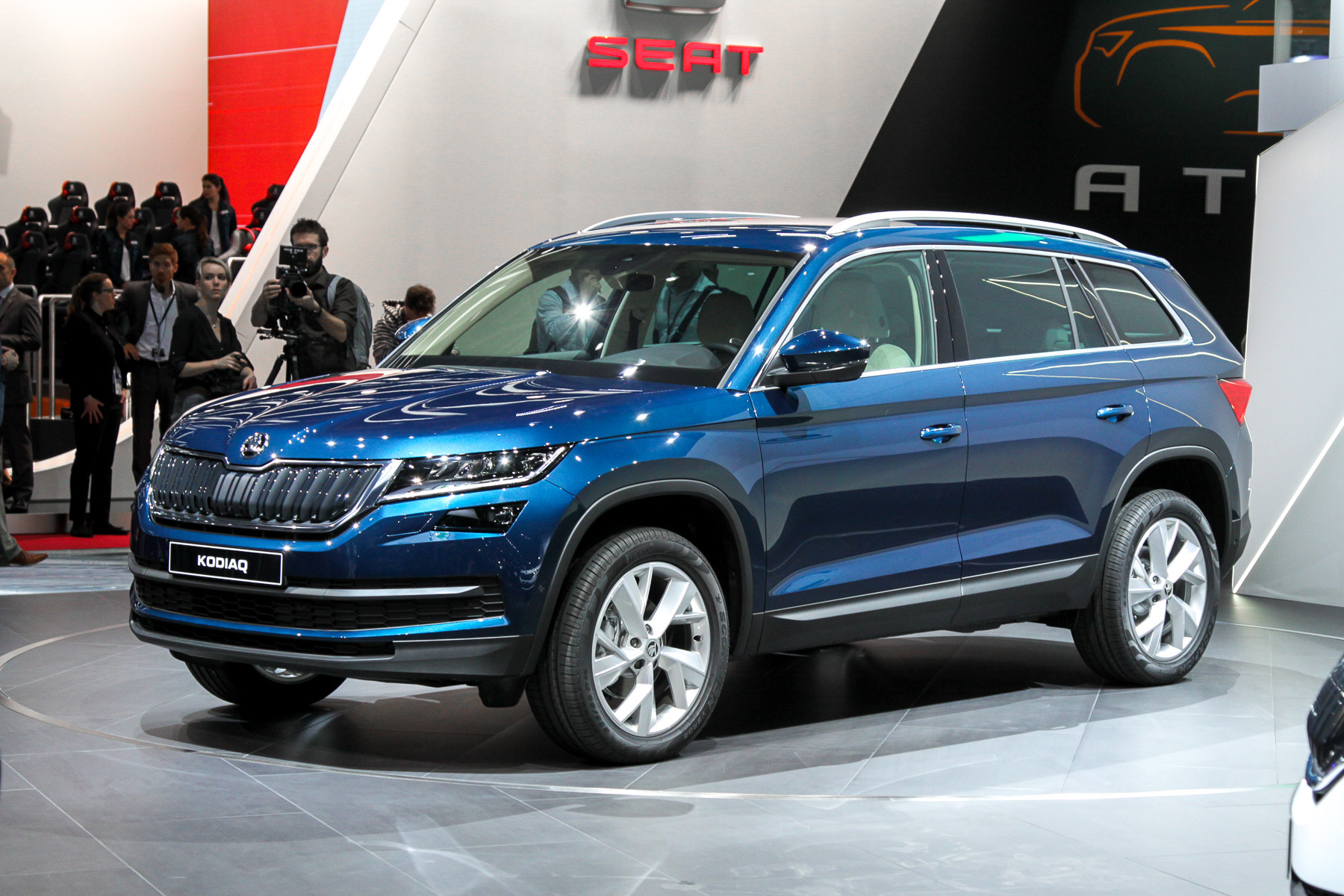 Skoda большой кроссовер