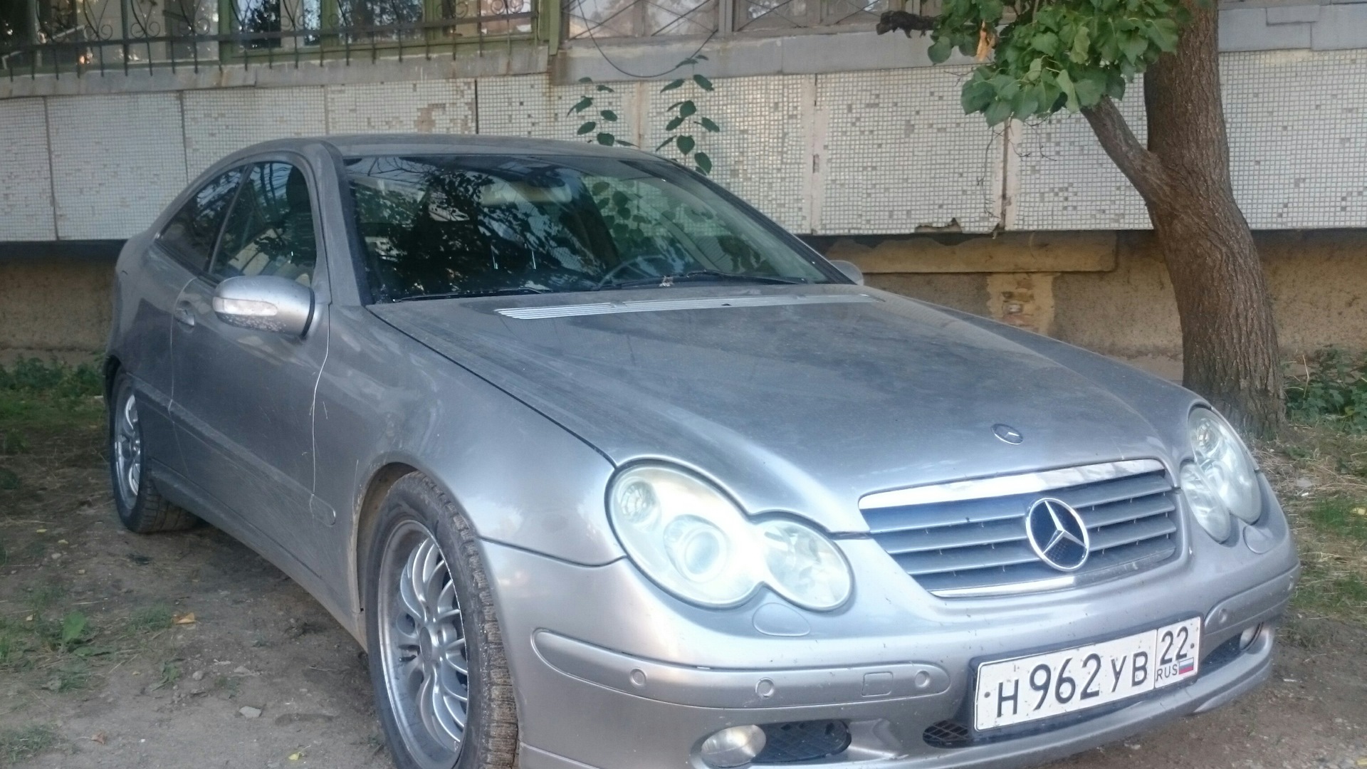 Mercedes-Benz C-class (W203) 1.8 бензиновый 2002 | Мерин он и в Крыму Мерин  на DRIVE2