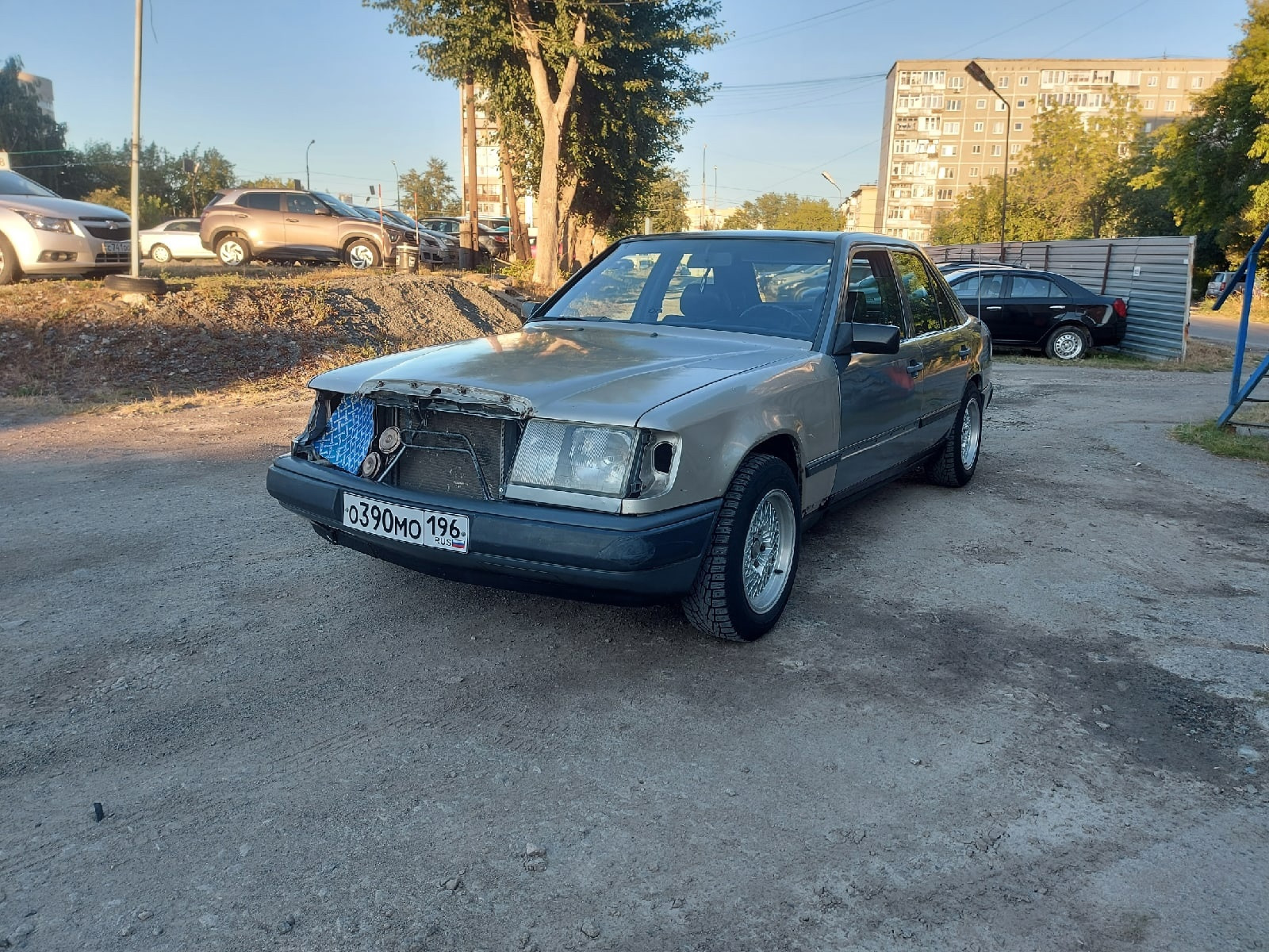 Феникс Ч.3 Зазоры, вытягивание телевизора. — Mercedes-Benz E-class ...