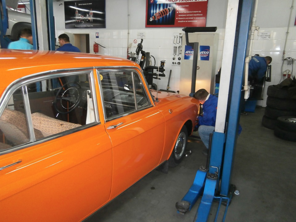 РЕГУЛИРОВКА ФАР НА СТО — Москвич 412, 1,5 л, 1975 года | визит на ...