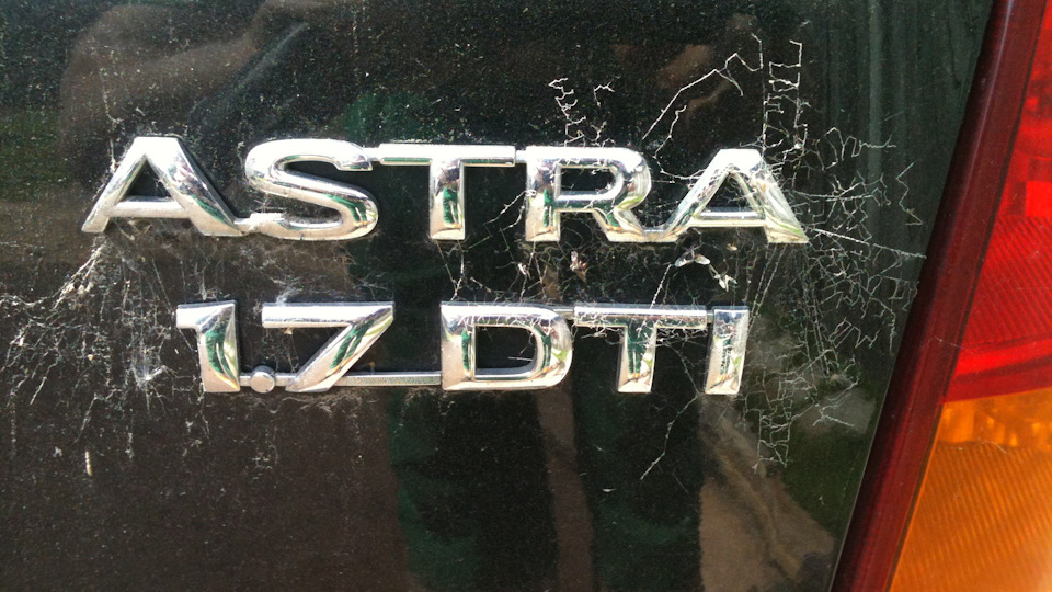 Замена щеткодержателя стартера Hitachi. — Opel Astra G, 1,7 л, 2000 ...