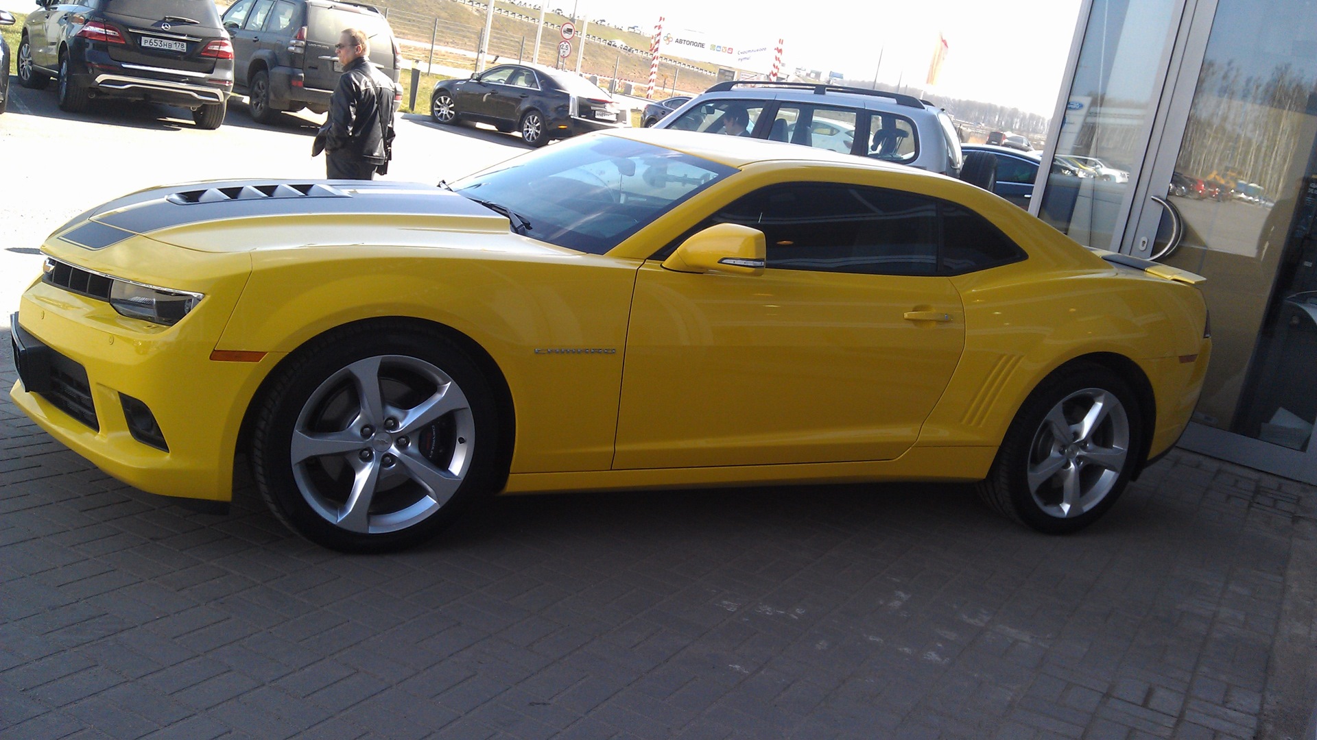 Chevrolet Camaro V 6.2 бензиновый 2014 | Amarelo 2SS на DRIVE2