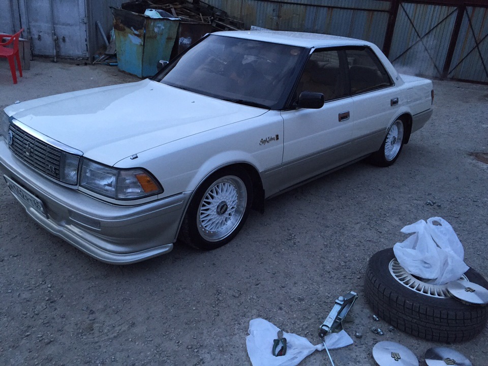 Toyota Crown Mark 2