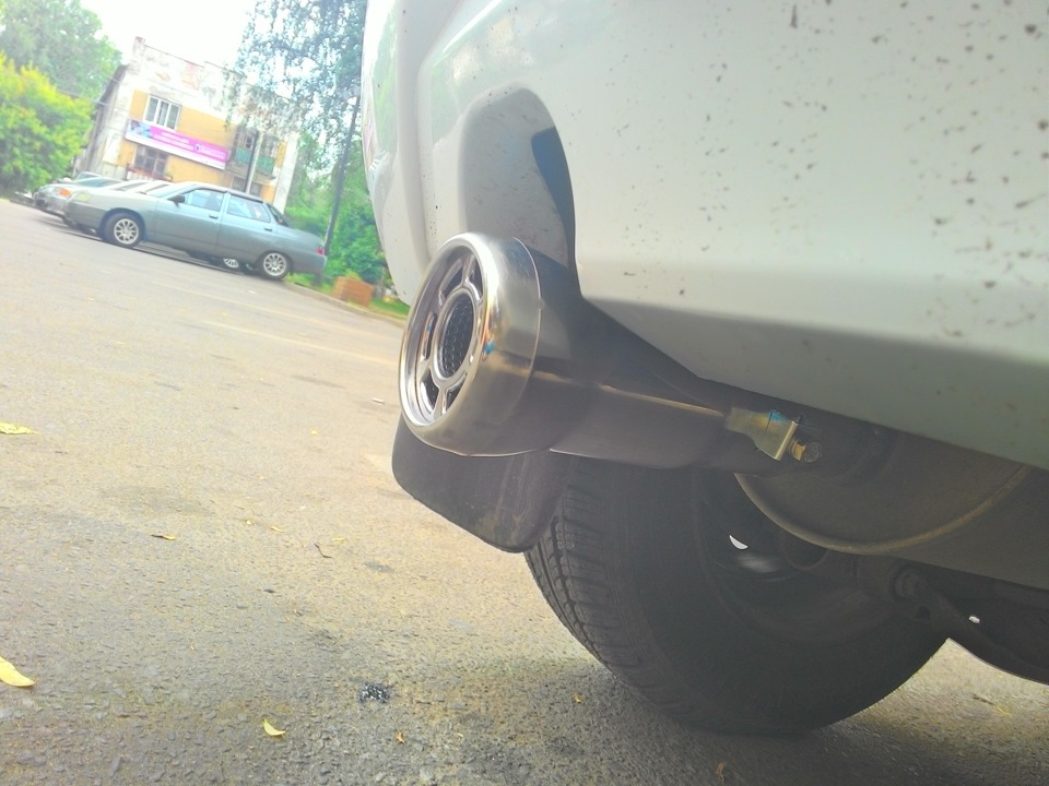 Новая насадка на глушитель + встреча DRIVE2 Ярославль — Renault Sandero ...