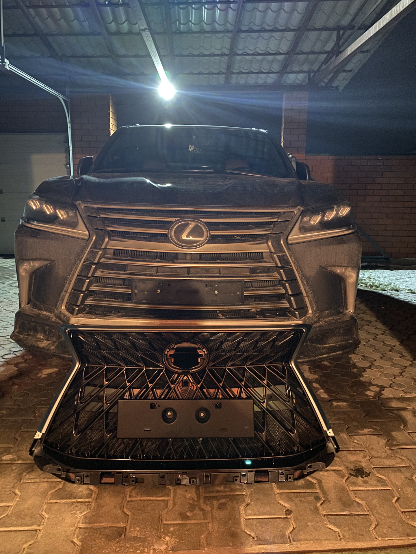 Lexus LX 570 Night