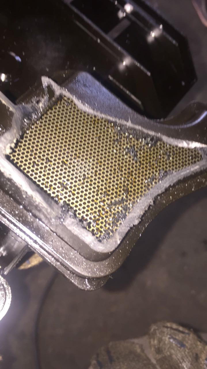 Замена маслоприемника — BMW 1 series (E81/E87), 1,6 л, 2011 года ...