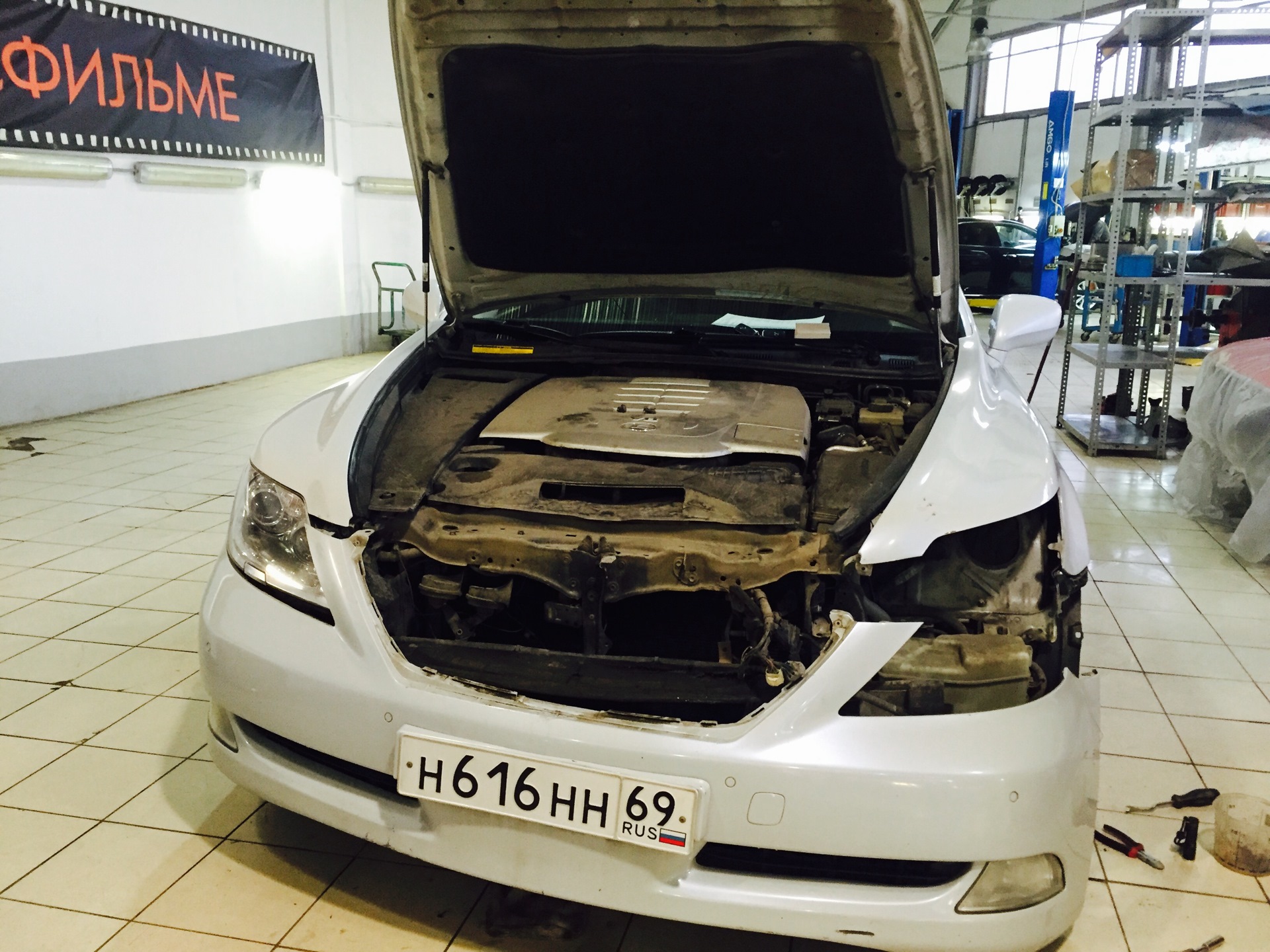 Замена лампочек ближнего света — DRIVE2