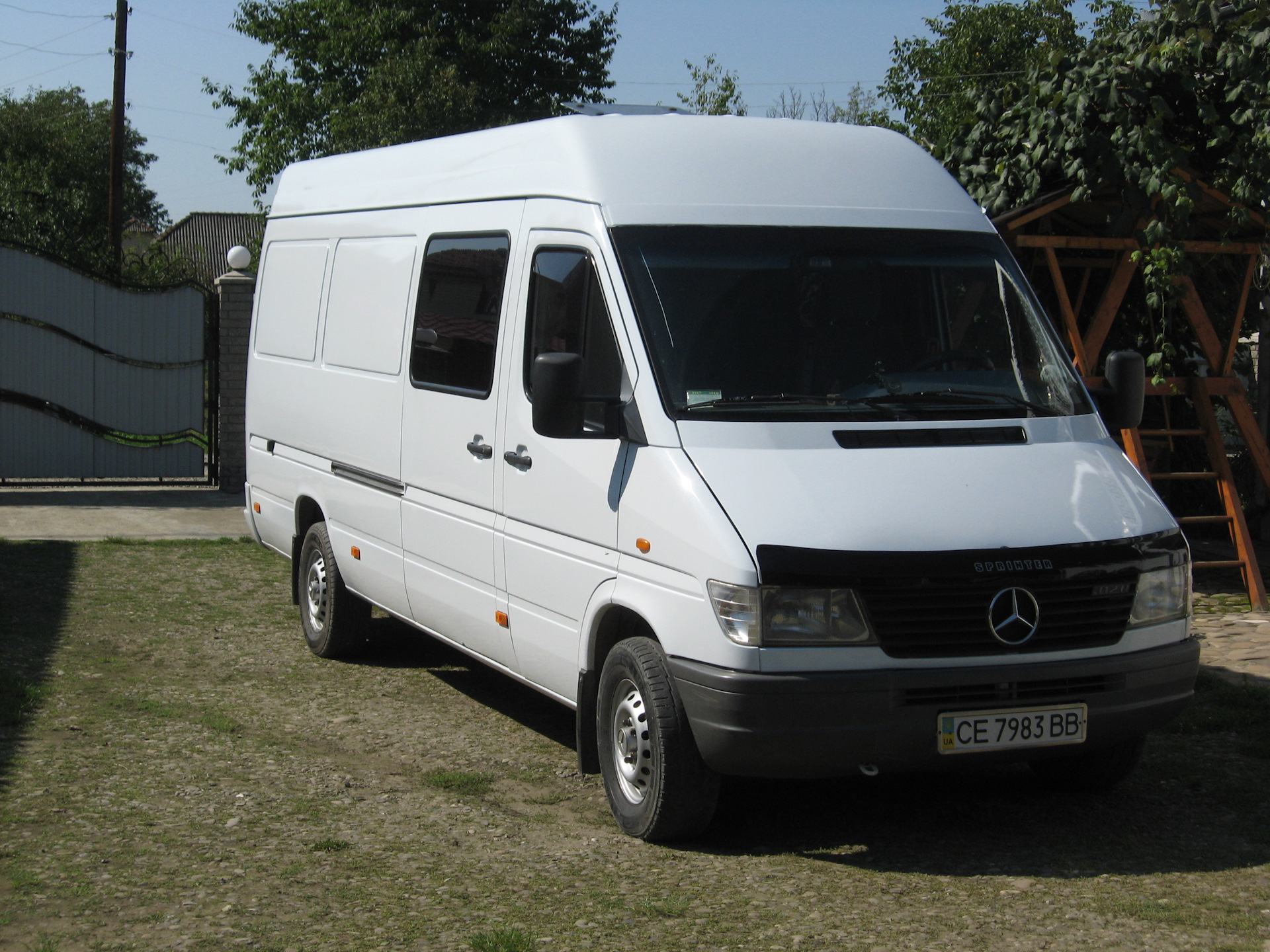 Мерседес спринтер 2.9. Спринтер 312. Mercedes-Benz Sprinter 312. Мерседес Спринтер 1998.