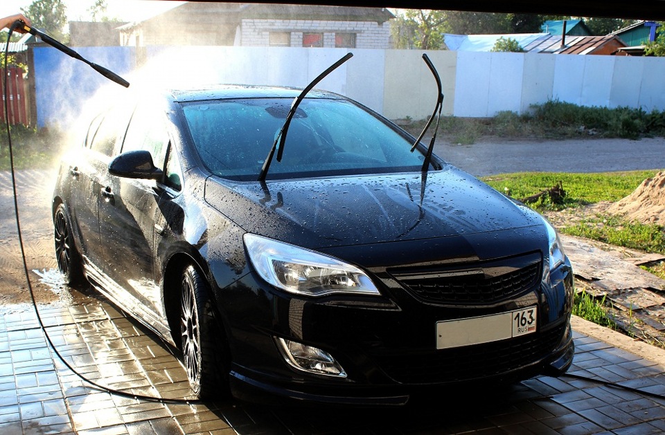 фотки Джейки в обвесе Rieger (на скорую руку) - Opel Astra J, 1,4 л, 2011 года ф