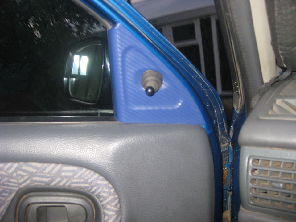 мелочёвку под синий карбон — Daewoo Nexia (2G), 1,5 л, 1998 года ...
