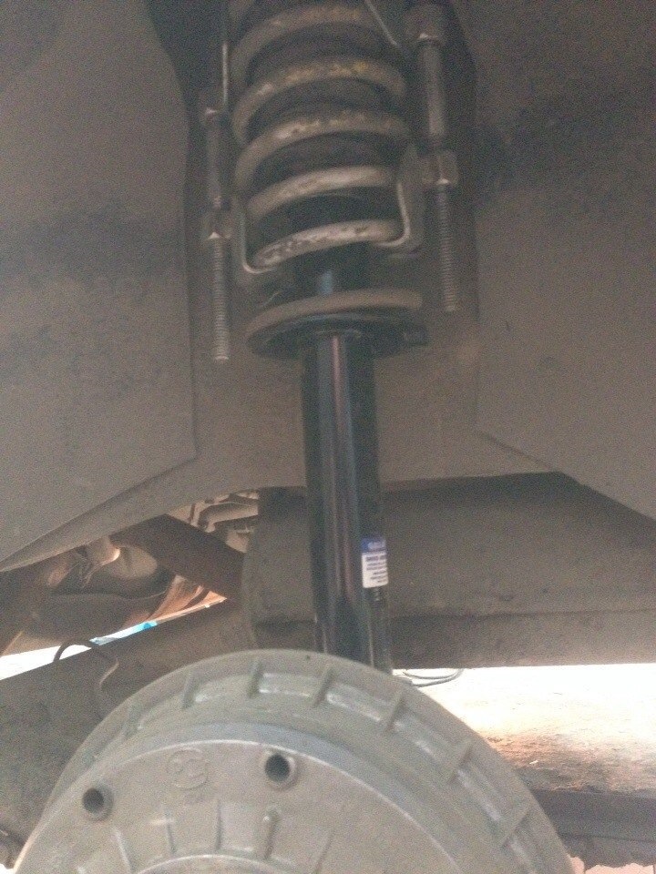 20. Стойки, опорники, шаровые — Lada 2114, 1,5 л, 2004 года | своими ...