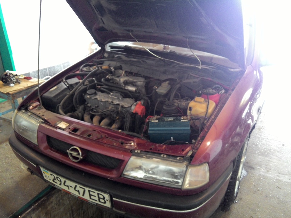 замена прокладки выпускного коллектора и штанов — Opel Vectra A, 2 л ...