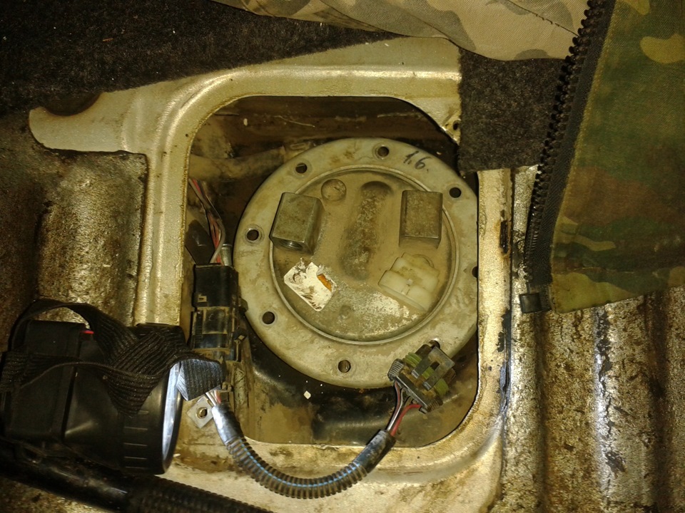 111 Замена ВУТ и АКБ и др. — Lada 2110, 1,5 л, 2003 года | своими ...