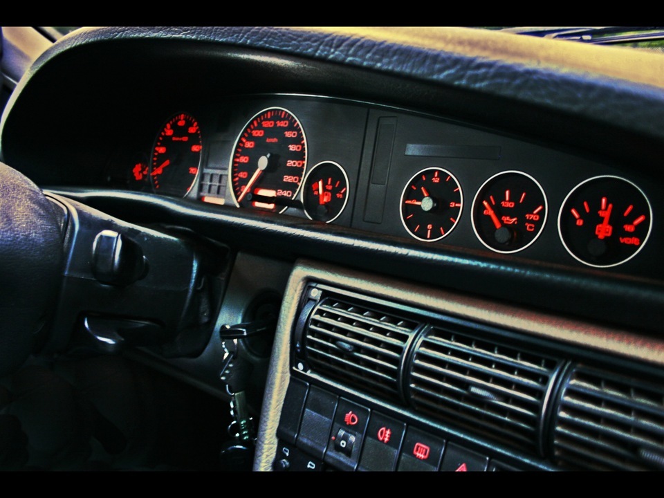 панель приборов audi 100 c4 панель приборов audi 100 c4