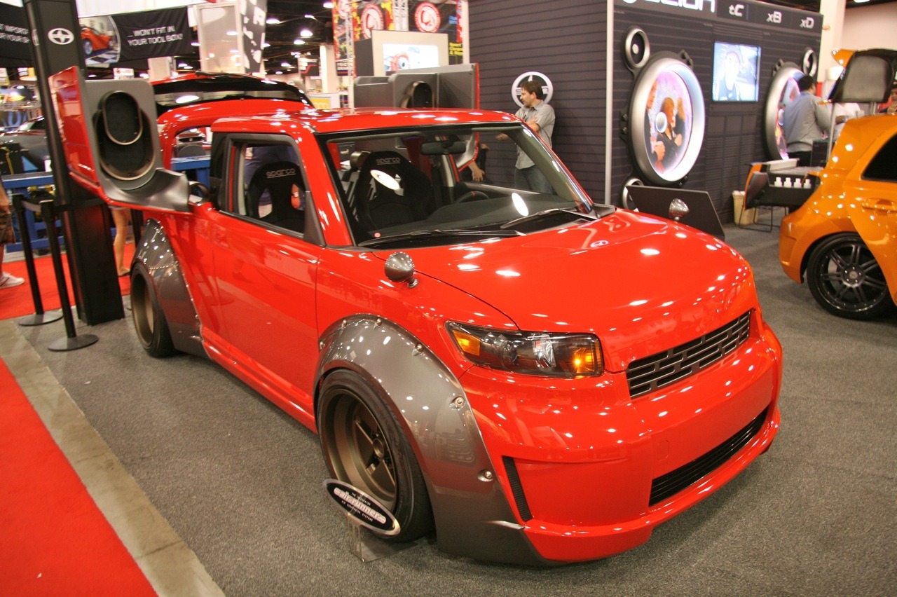 Scion XB 2