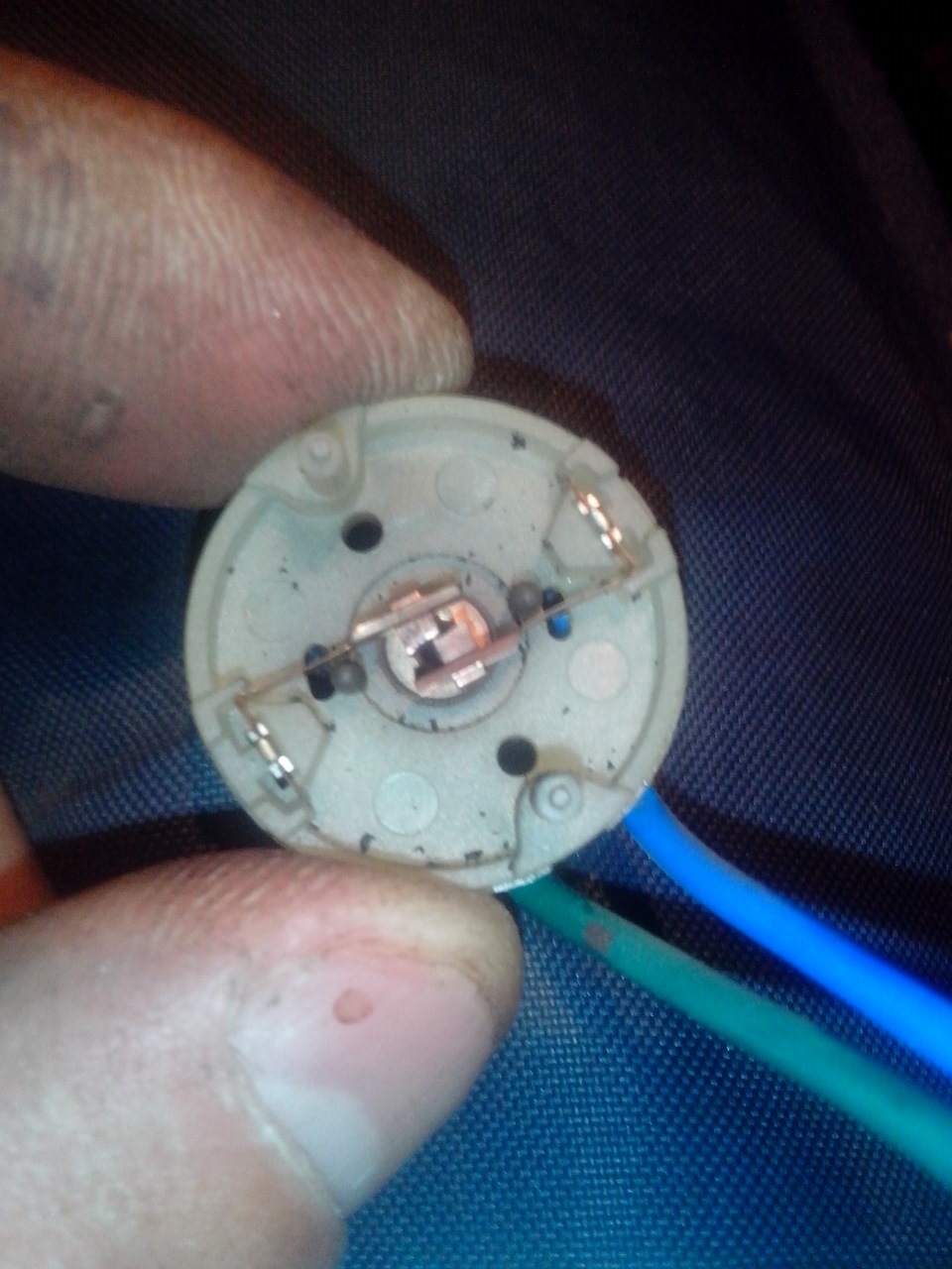 Замена Электропривода замка двери. — Lada 21104, 1,6 л, 2001 года ...