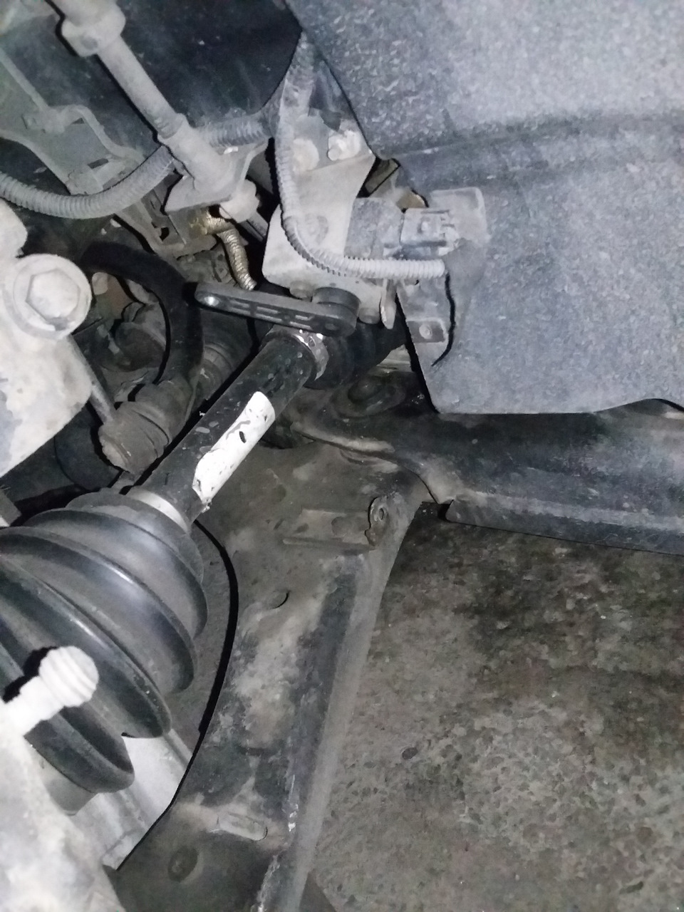 Собственно сам датчик — Volvo S80 (2G)