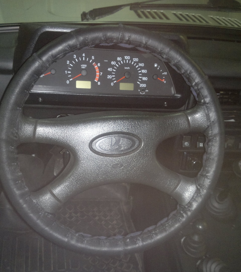 оплетка на руль — Lada 4x4 5D, 1,7 л, 2010 года | аксессуары | DRIVE2