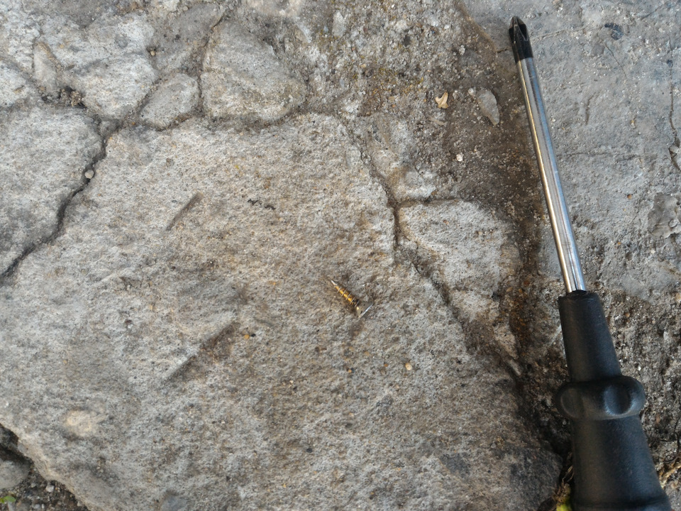 шуруп в колесе — KIA Ceed (1G), 1,6 л, 2011 года | наблюдение | DRIVE2