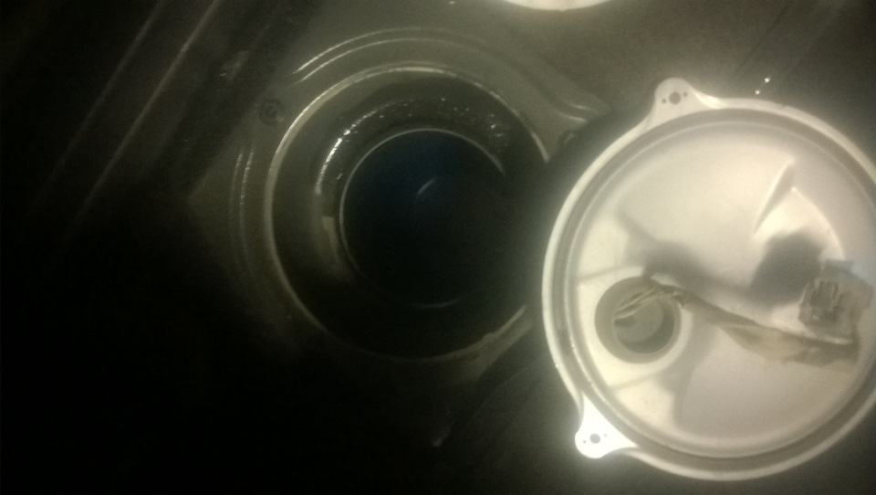 Замена фильтрующего элемента и самой баклуши в баке. — Honda CR-V (RE ...