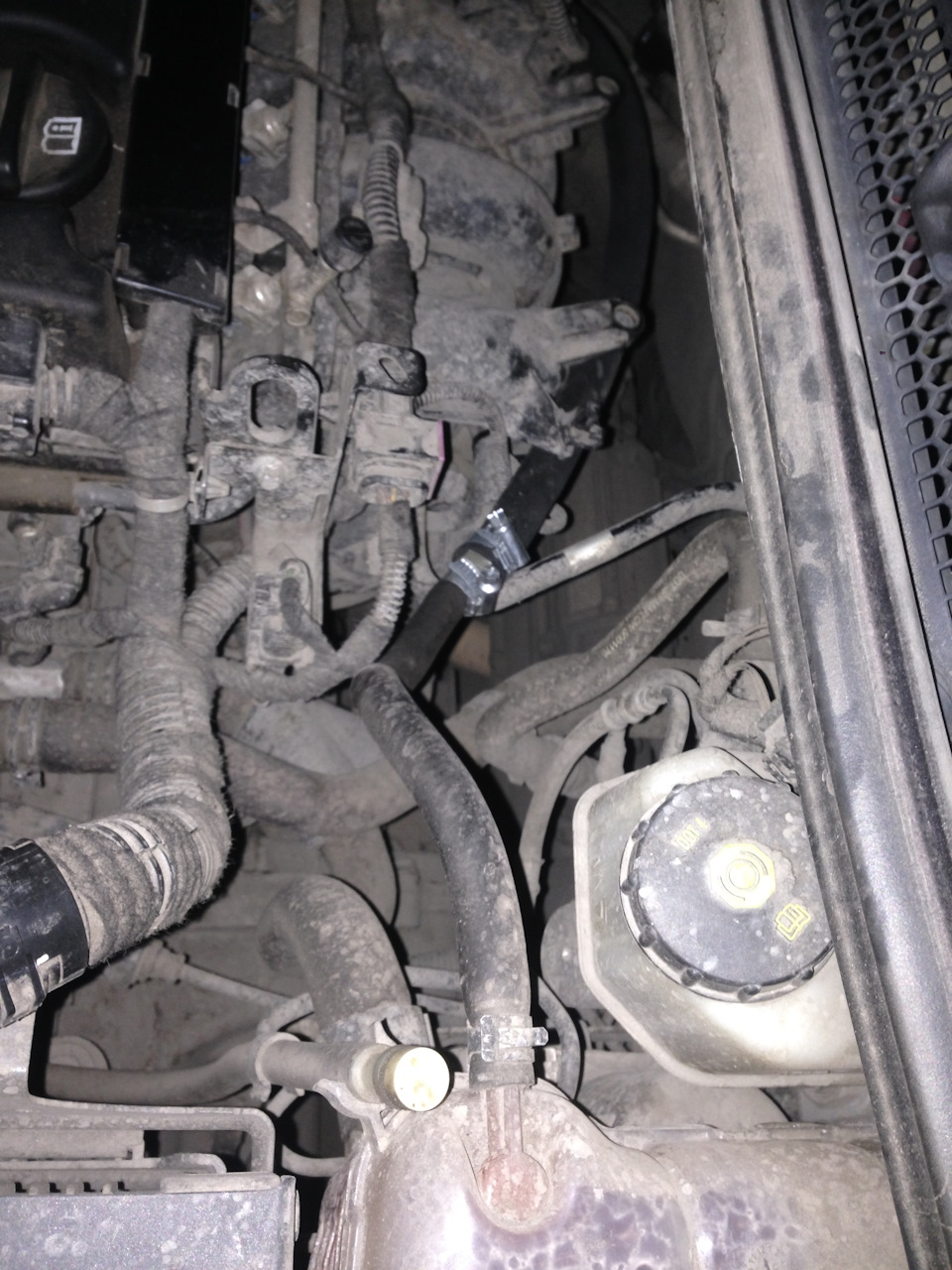 Обогрев дросселя, обратка. — Opel Astra J, 1,6 л, 2010 года | визит на ...