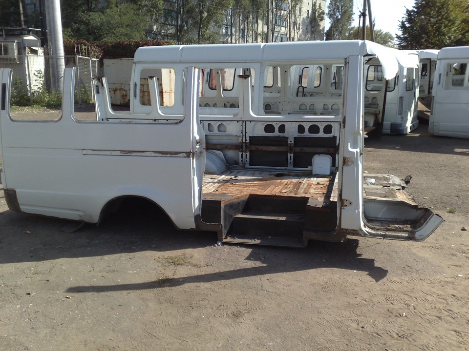 дверь боковая распашная на газель луидор. распашная дверь газели. распашная дверь на газель некст вместо сдвижной. распашная дверь газели. баргузин 4х4 луидор.