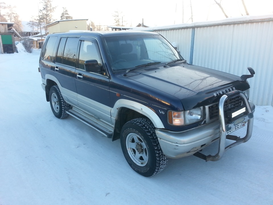 Дром благовещенск амурская область продажа тойота. Исузу Бигхорн 1997. Isuzu Bighorn 2. Isuzu Bighorn 1997. Isuzu Bighorn 1992.