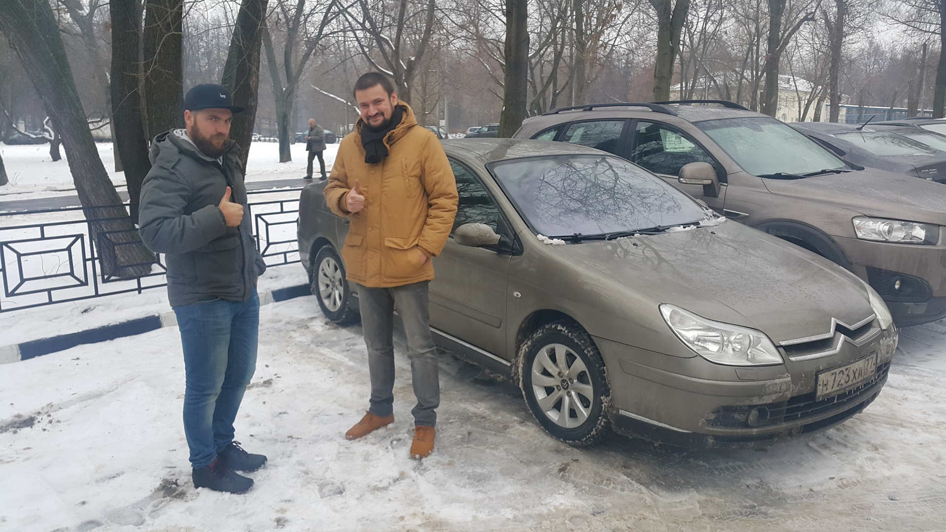 Перегон авто из Москвы. Перегон авто в Москве из Белоруссии. 2 Парня перегоняли машину. Хабаров Тамбов перегон авто.