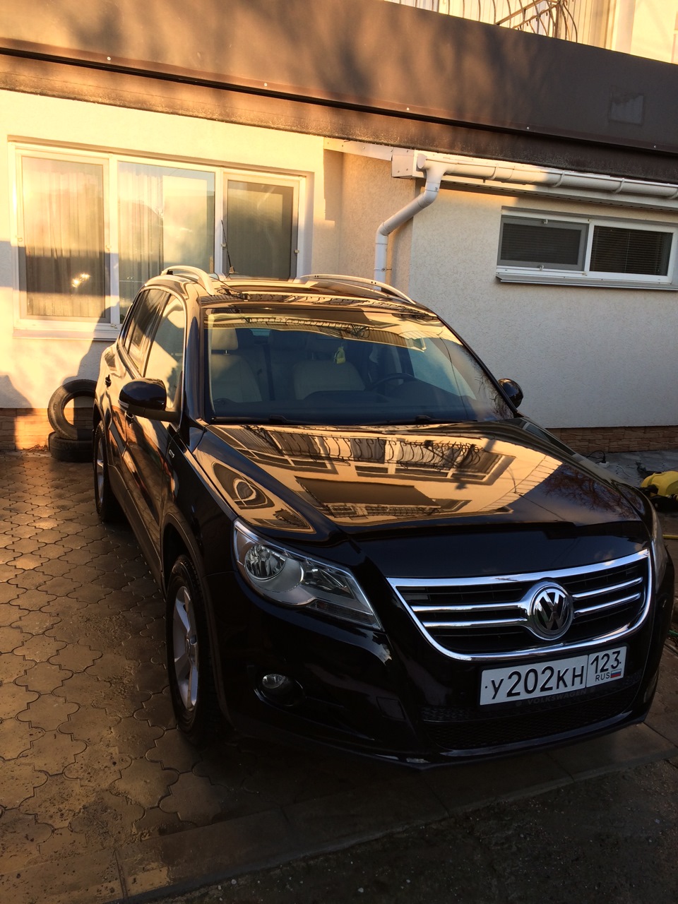 Мойка авто керхер 5.200 — Volkswagen Tiguan (1G), 2 л, 2010 года ...
