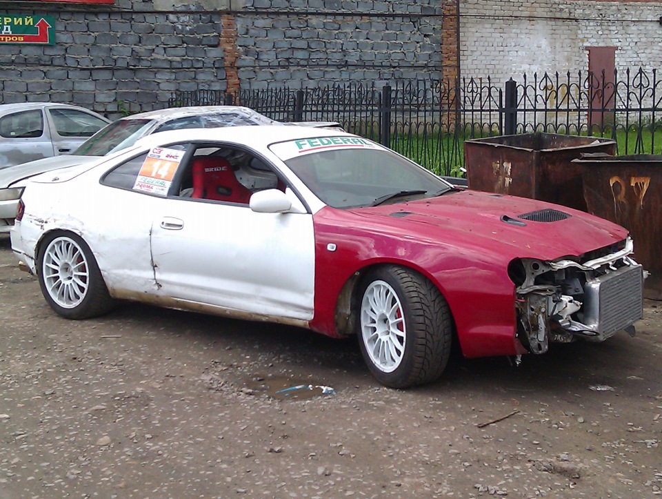 Toyota Celica задний привод Старая 86