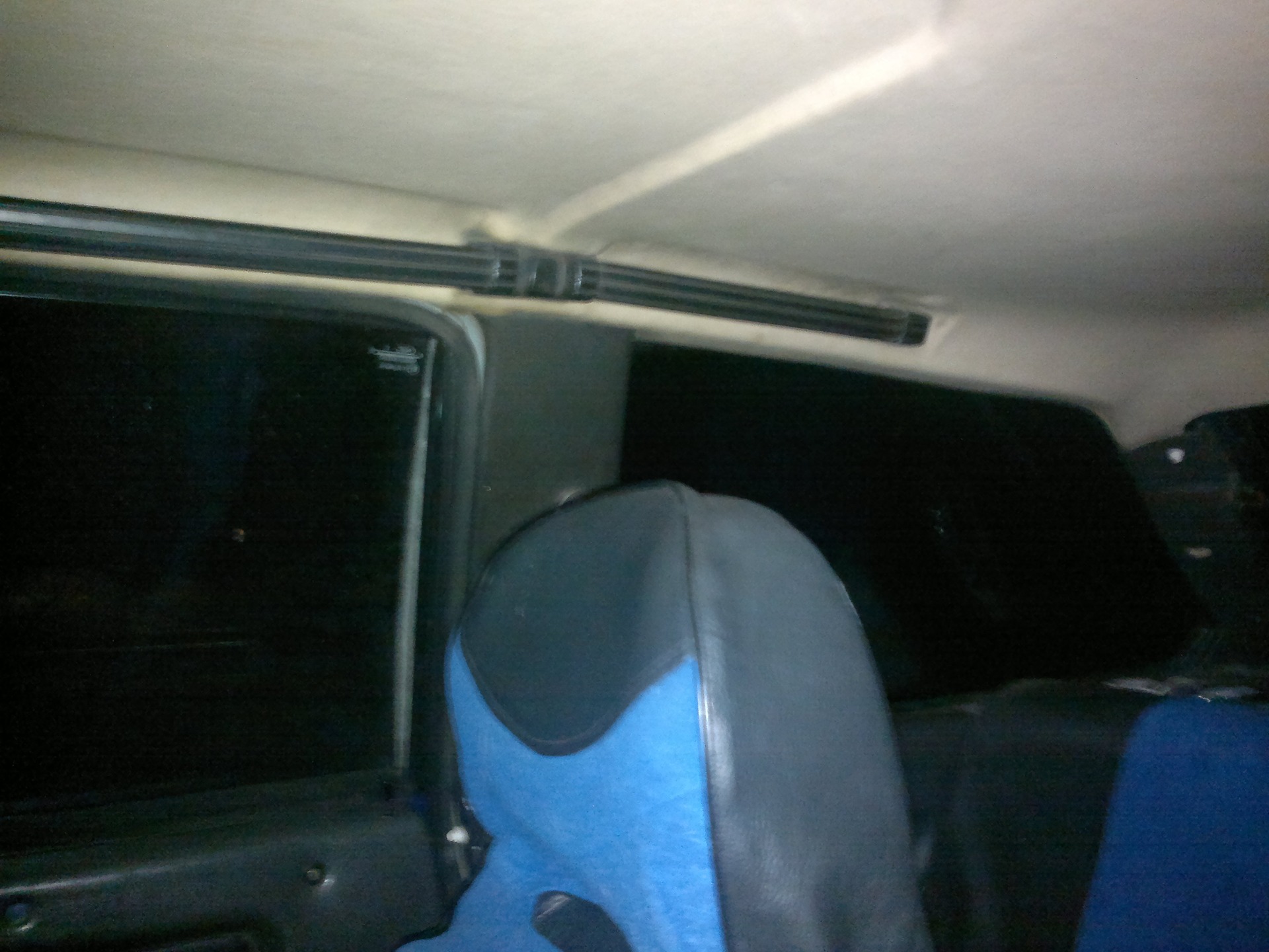 Обклеил карпетом потолок. — DRIVE2
