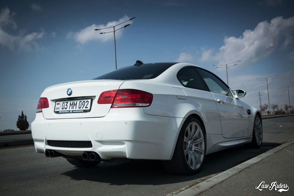 Тапку в пол, звук OEM Mod + Match Schnell Catless X-Pipe — BMW M3 Coupe ...