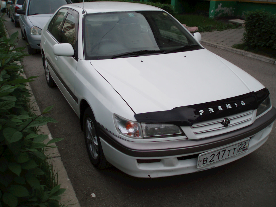 Nissan Carina