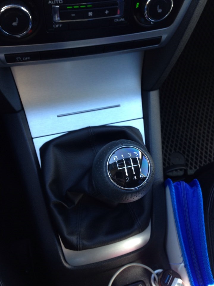 Ручка переключения МКПП от S3 — Skoda Octavia Scout A5 Mk2, 1,8 л, 2012 ...