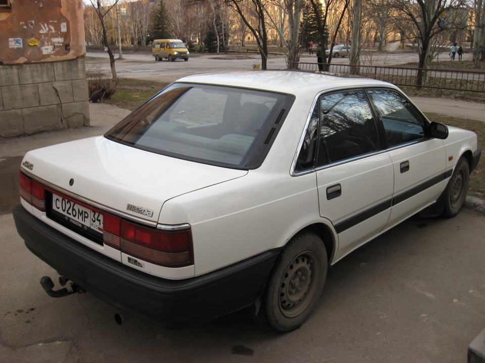 Мазда 1988. Mazda 626 1988. Мазда 626 седан 1988. Мазда 626 1988 года. Mazda 626 1988 года.