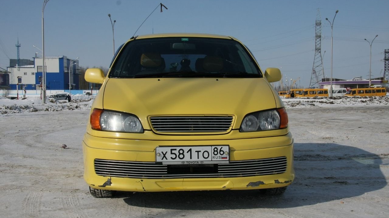 Toyota Ipsum (10) 2.0 бензиновый 1998 | 2.0 US Custom (Желток) на DRIVE2