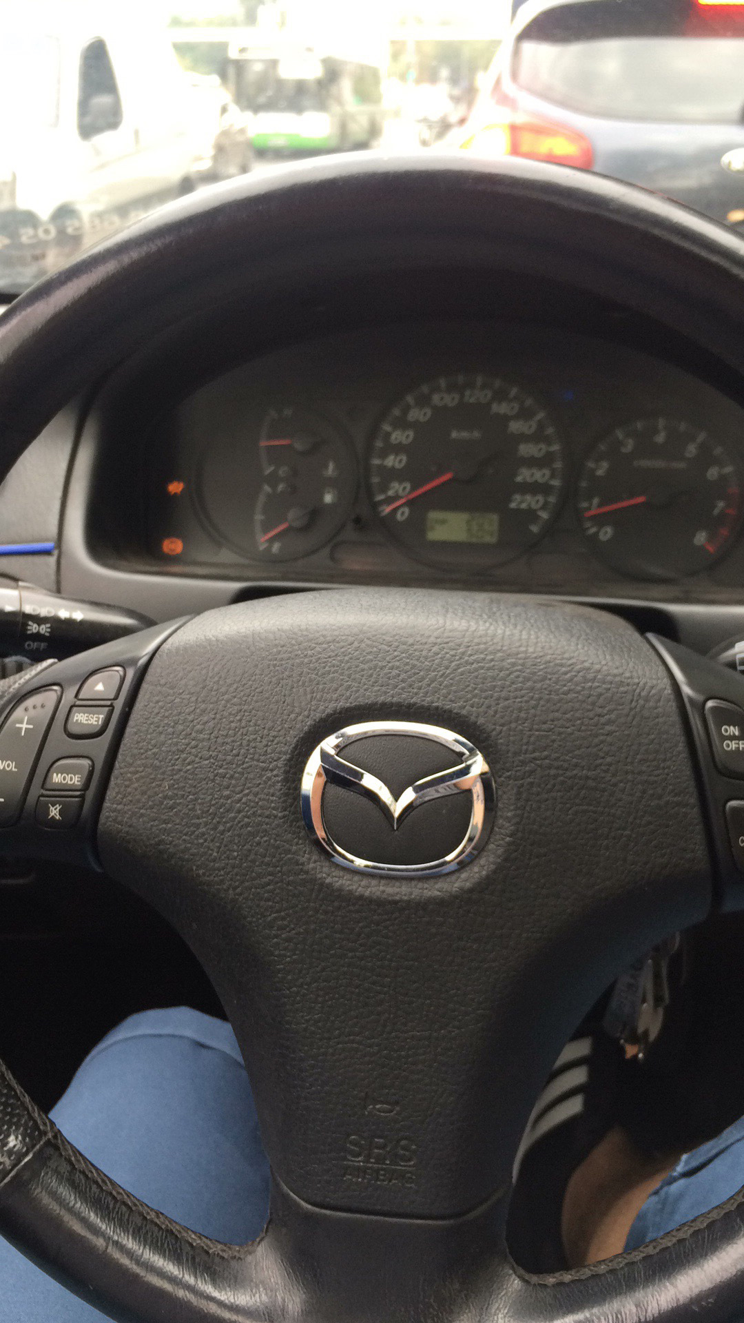 Руль мазда 6 2010. Руль от мазды. Руль мазда трибьют. Мазда какой руль. Мазда какой руль.