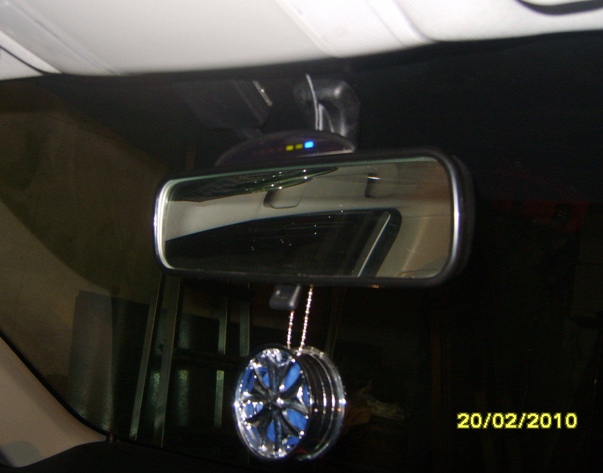parking sensors trunk Shumka - Toyota Corolla 14 l 2008