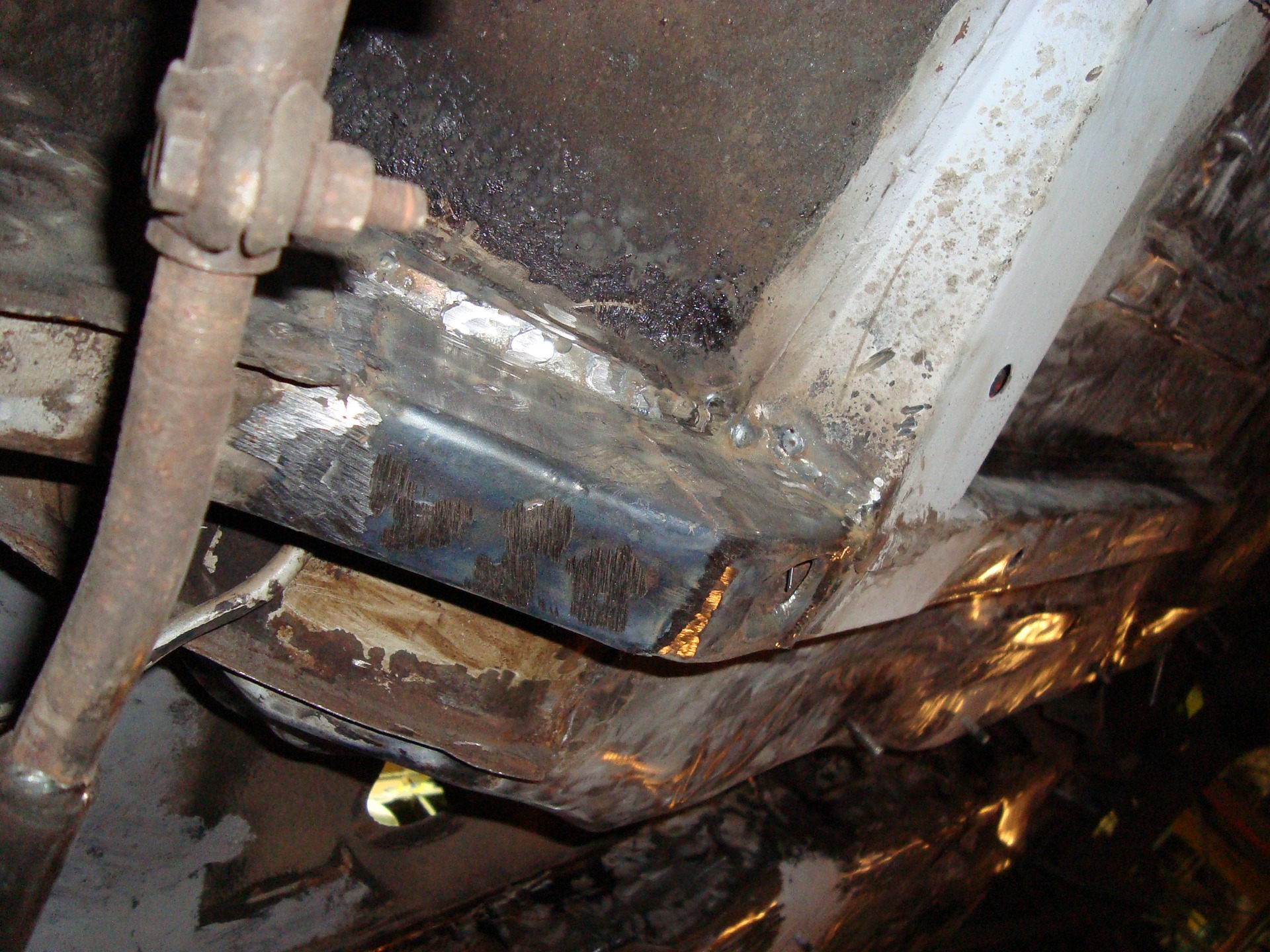 переварка лонжеронов ваз 2106. лонжерон ваз 2106 передний левый. усиление лонжеронов ваз 2106. лонжерон ваз 2106. переварка лонжеронов ваз 2106.