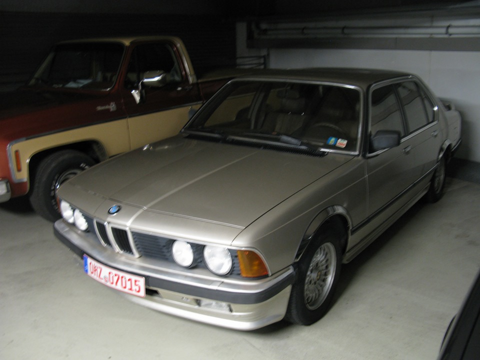 BMW 732