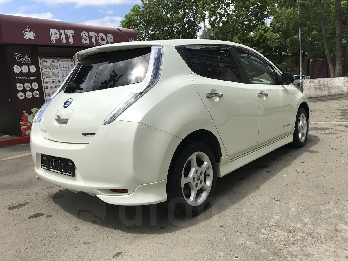 Картинки ЗАРЯДНОЕ NISSAN LEAF