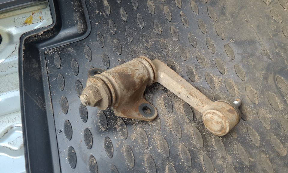 Маятник рулевого управления — пугаю народ — Mazda BT-50, 2,4 л, 2007 ...