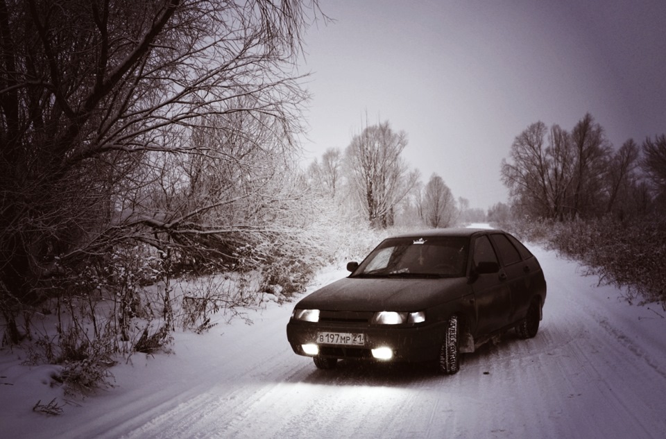 грязная машина на зимней дороге — Lada 21124, 1,6 л, 2006 года | просто ...