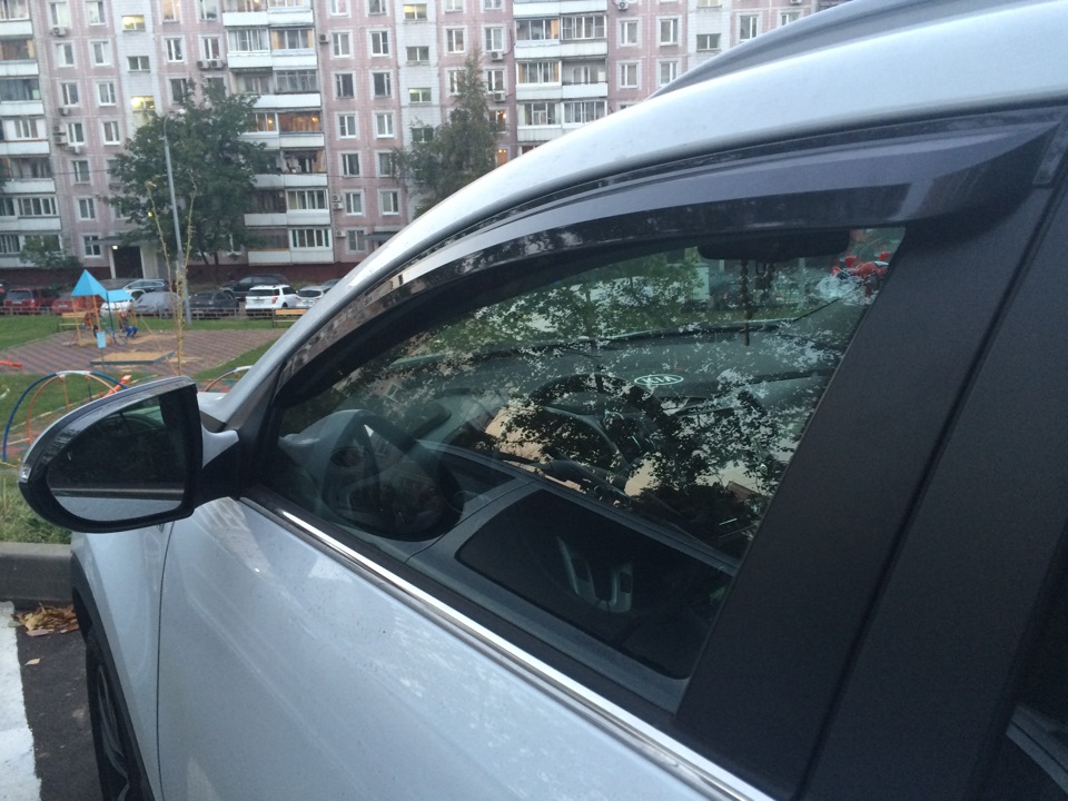 Дефлекторы на окна и зеркала — KIA Sportage (3G), 2 л, 2013 года ...