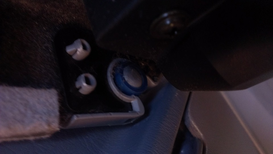 Фото в бортжурнале Toyota RAV4 (II)