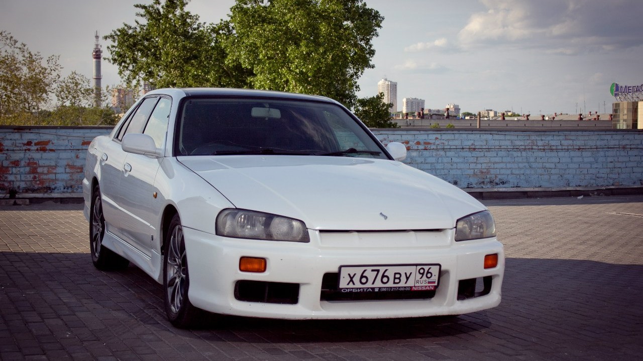 Nissan Skyline (R34) 2.5 бензиновый 1998 | Перламутровый беспредел на DRIVE2