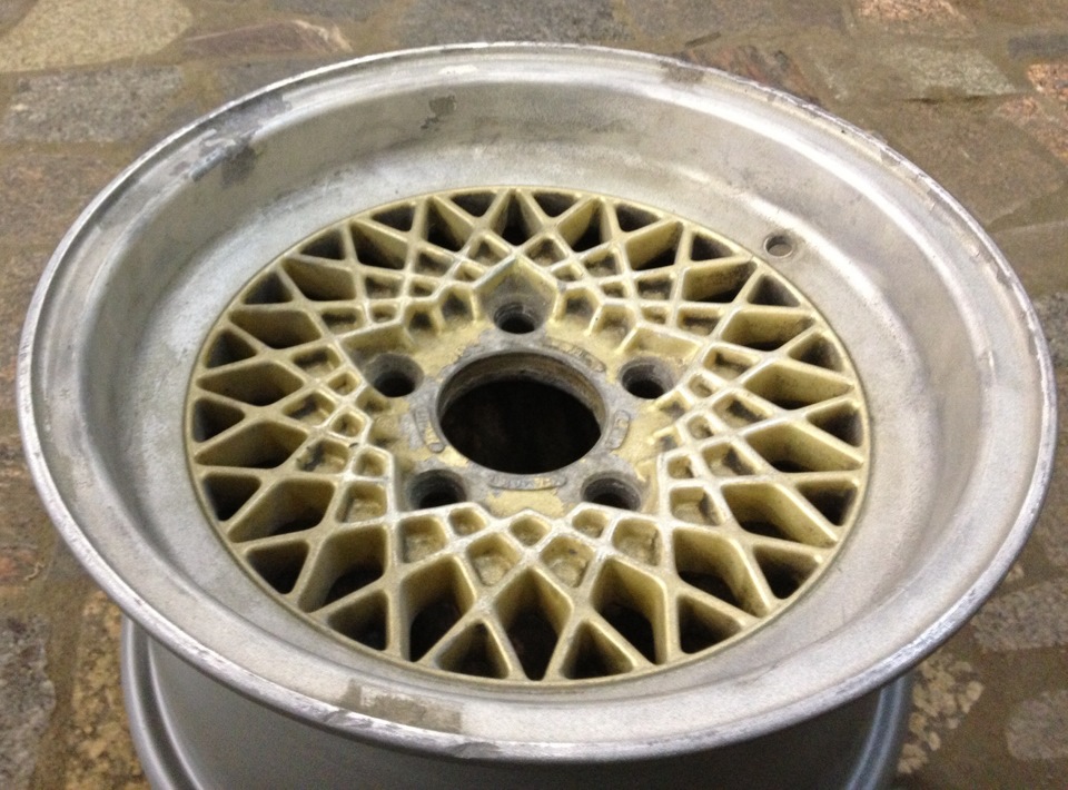 Полировка диска BBS — Volkswagen Golf Mk6, 1,4 л, 2009 года | своими ...