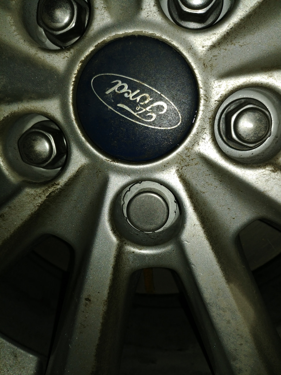 Комплект гаек "Секреток" для колес с легкосплавными дисками. — Ford ...