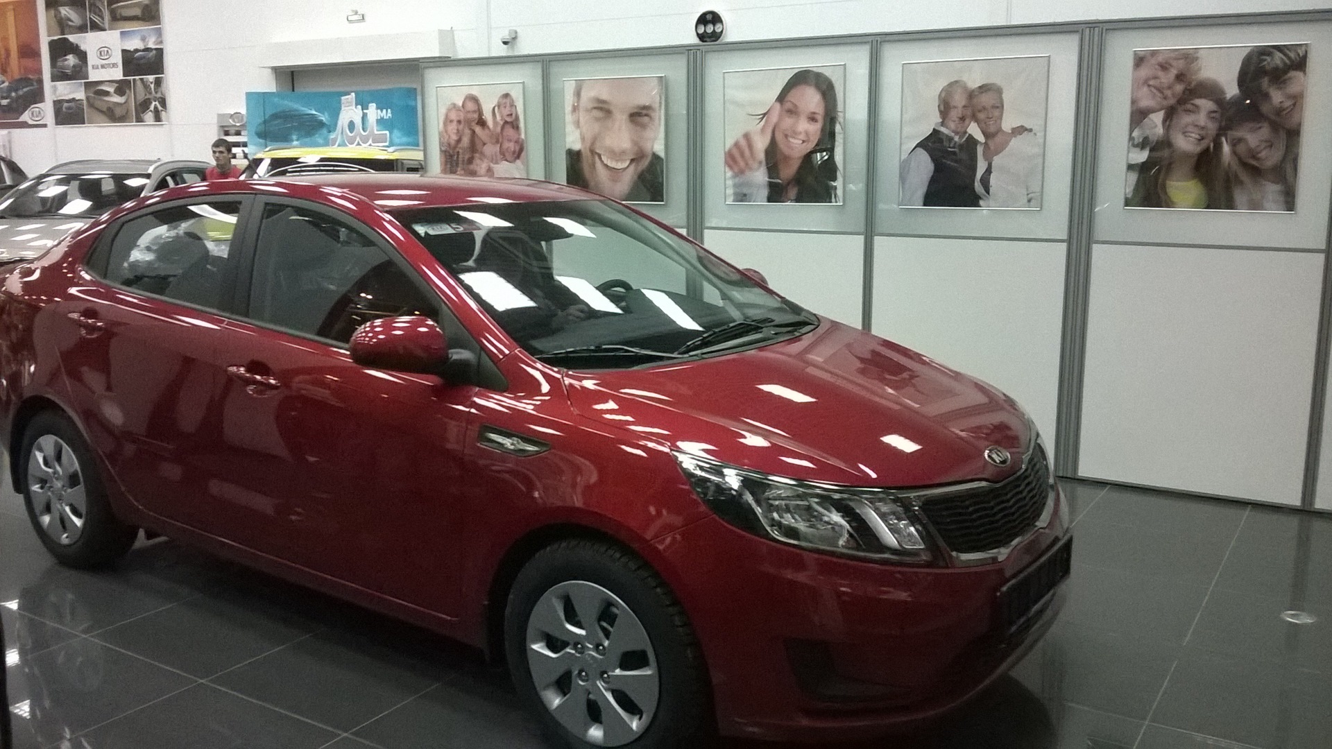 KIA Rio (3G) 1.4 бензиновый 2014 | Алая роза на DRIVE2