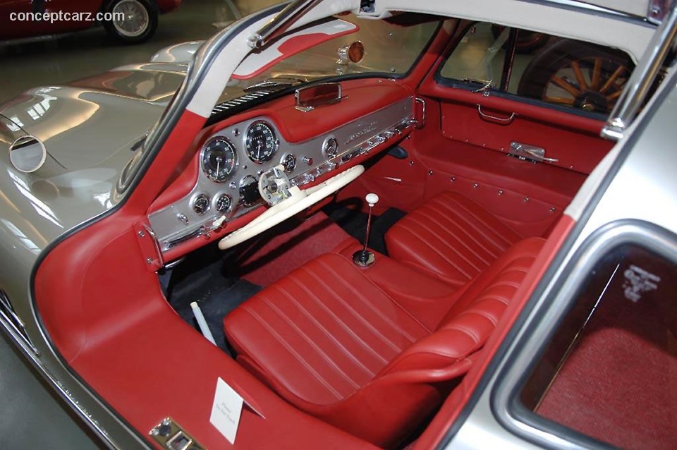 Gullwing Interior